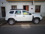 Dacia Duster ESSENTIAL miniatura 2
